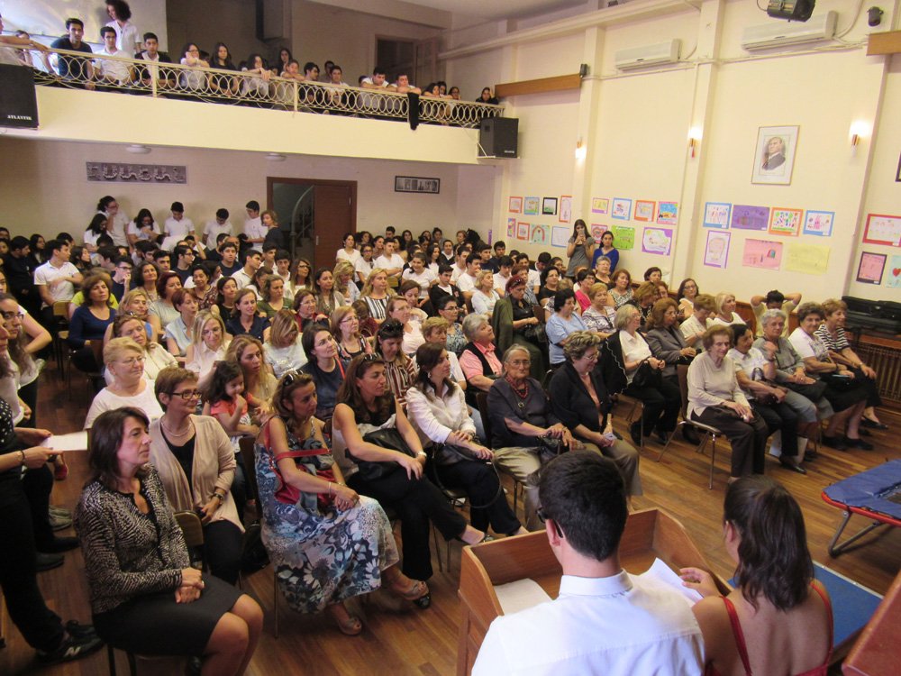 Açýklama: C:\Users\hp\Desktop\MEZUNLARIN ZÝYARETÝ\POZ16 (16).JPG