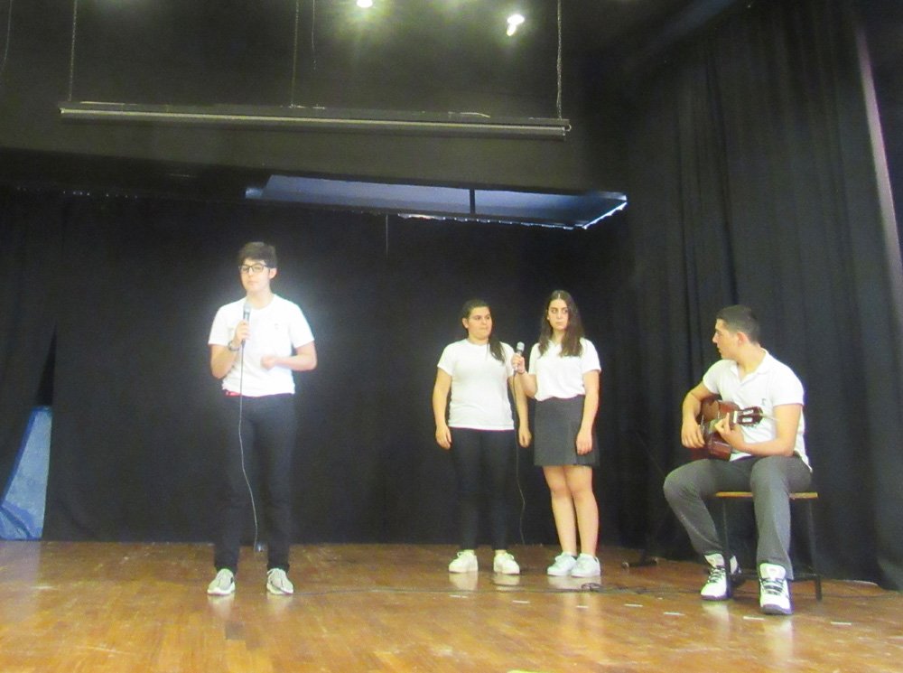 Açýklama: C:\Users\hp\Desktop\MEZUNLARIN ZÝYARETÝ\POZ16 (32).JPG