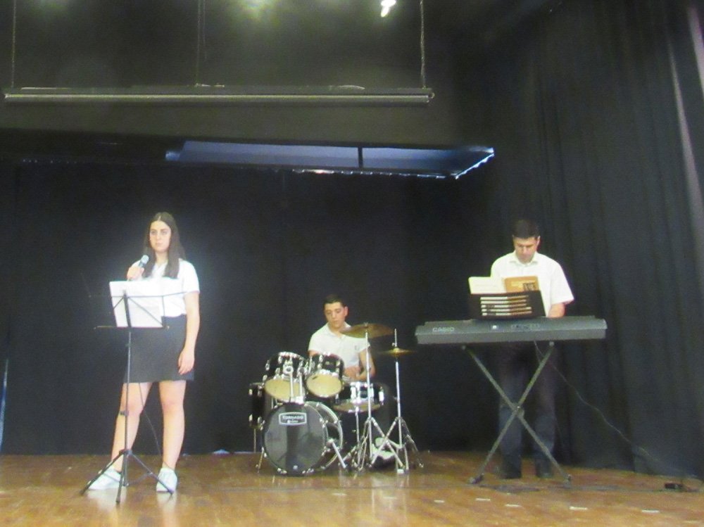 Açýklama: C:\Users\hp\Desktop\MEZUNLARIN ZÝYARETÝ\POZ16 (33).JPG