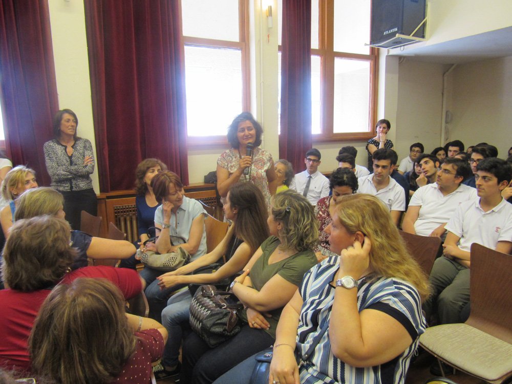 Açýklama: C:\Users\hp\Desktop\MEZUNLARIN ZÝYARETÝ\POZ16 (47).JPG