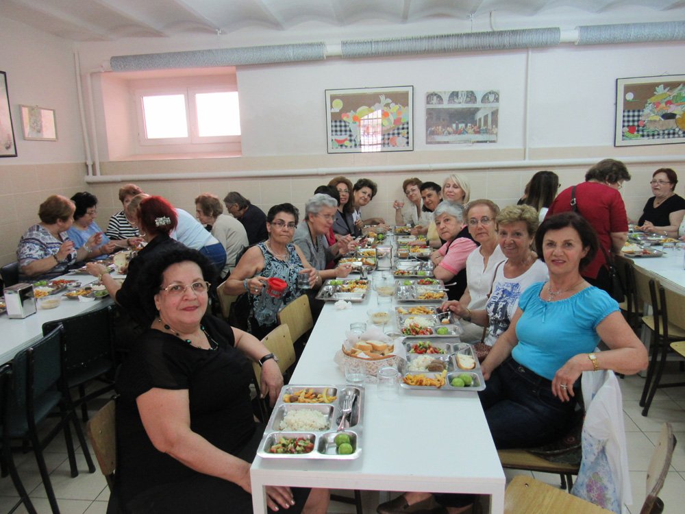 Açýklama: C:\Users\hp\Desktop\MEZUNLARIN ZÝYARETÝ\POZ16 (5).JPG