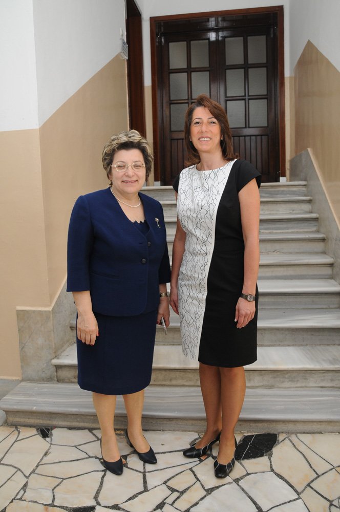 Açýklama: C:\Program Files (x86)\Macromedia\Dreamweaver 4\Lessons\Lesson Files\esayan\po2016 (1).JPG