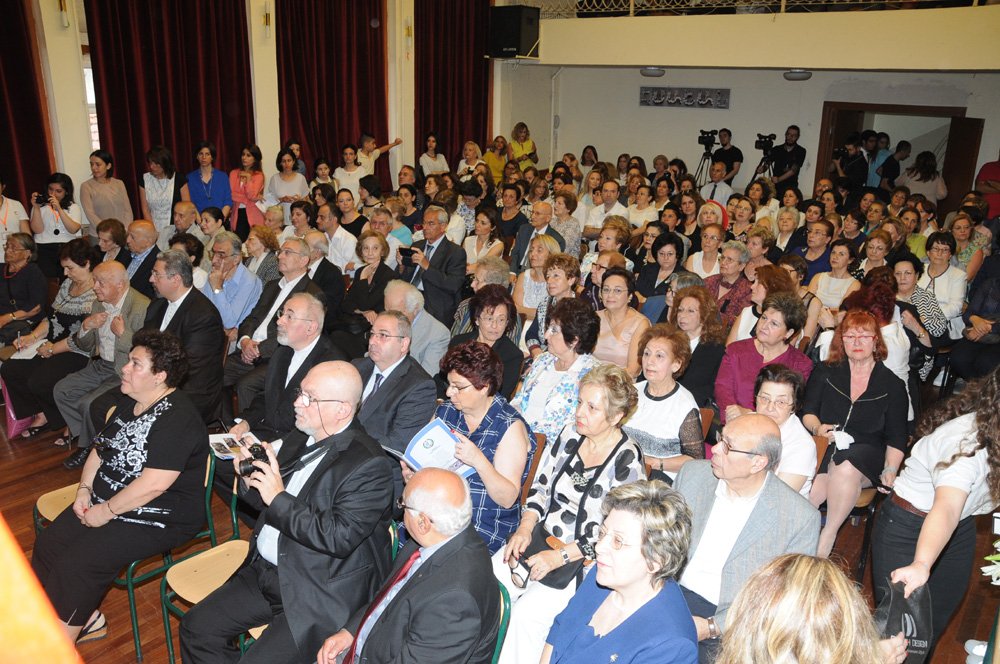 Açýklama: C:\Program Files (x86)\Macromedia\Dreamweaver 4\Lessons\Lesson Files\esayan\po2016 (10).JPG