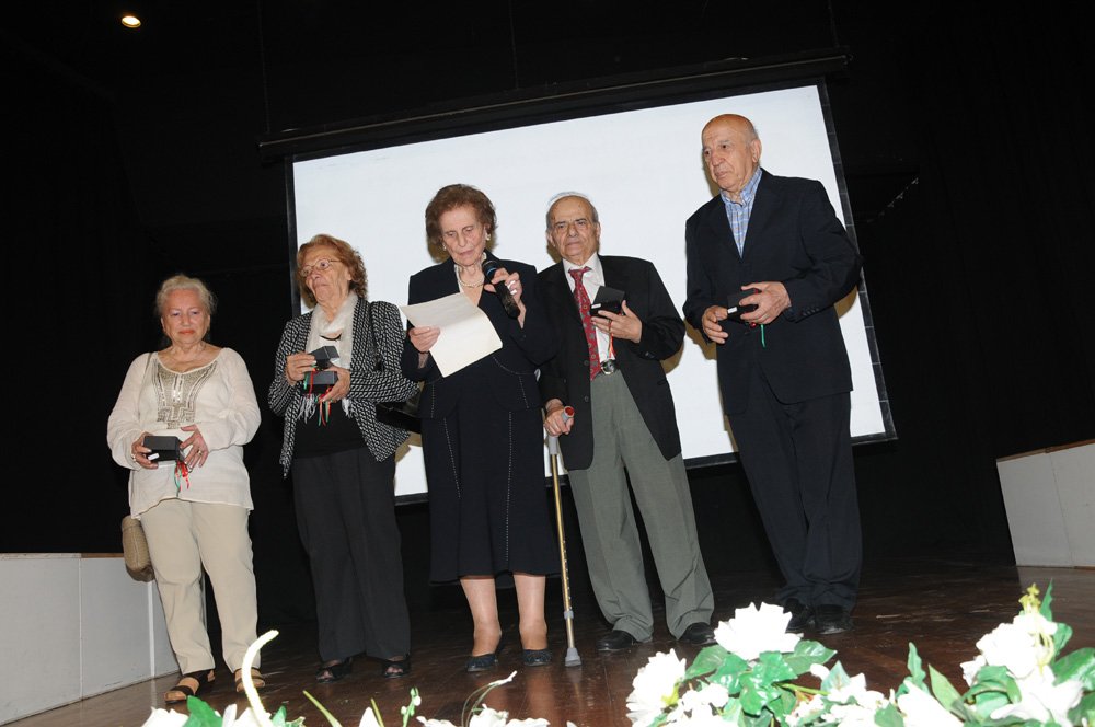 Açýklama: C:\Program Files (x86)\Macromedia\Dreamweaver 4\Lessons\Lesson Files\esayan\po2016 (11).JPG