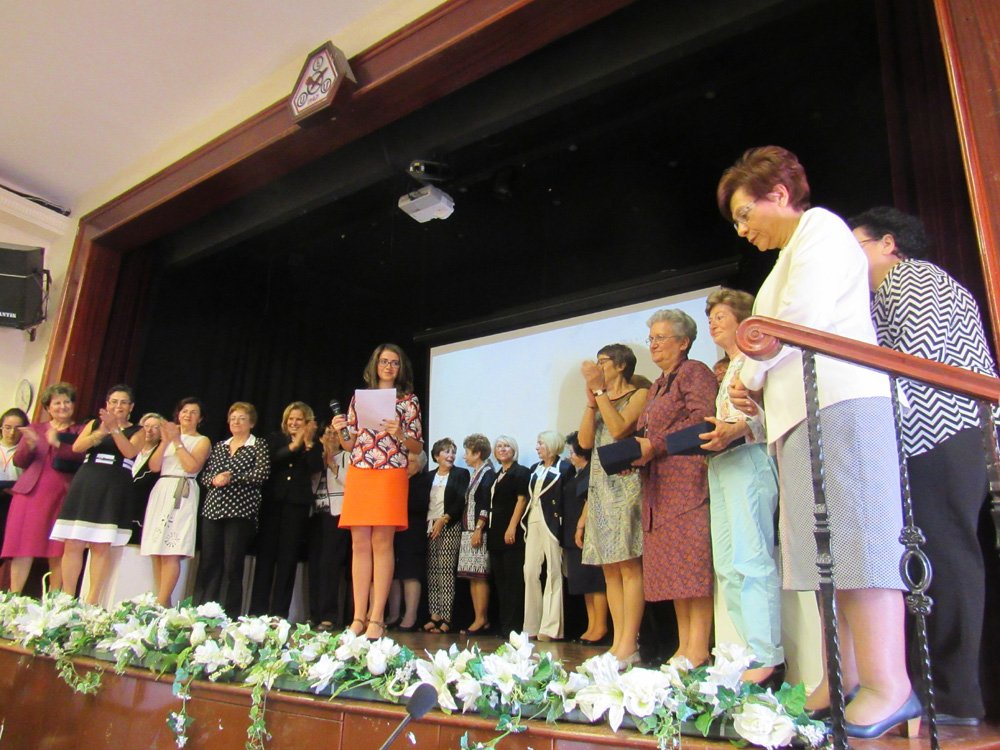 Açýklama: C:\Program Files (x86)\Macromedia\Dreamweaver 4\Lessons\Lesson Files\esayan\po2016 (16).JPG