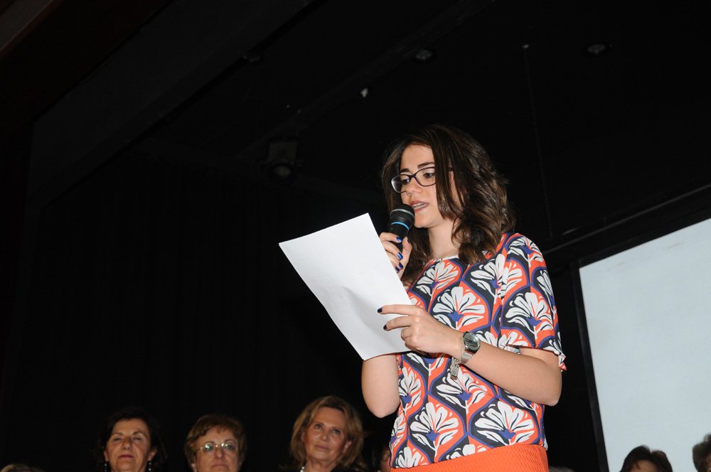 Açýklama: C:\Program Files (x86)\Macromedia\Dreamweaver 4\Lessons\Lesson Files\esayan\po2016 (17).JPG