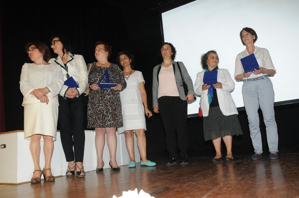 Açýklama: C:\Program Files (x86)\Macromedia\Dreamweaver 4\Lessons\Lesson Files\esayan\po2016 (23).JPG