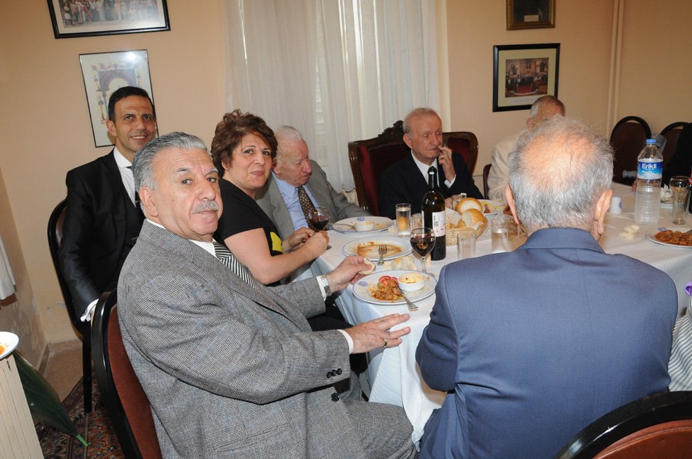 Açýklama: C:\Program Files (x86)\Macromedia\Dreamweaver 4\Lessons\Lesson Files\esayan\po2016 (43).JPG