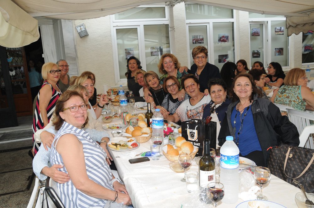 Açýklama: C:\Program Files (x86)\Macromedia\Dreamweaver 4\Lessons\Lesson Files\esayan\po2016 (50).JPG