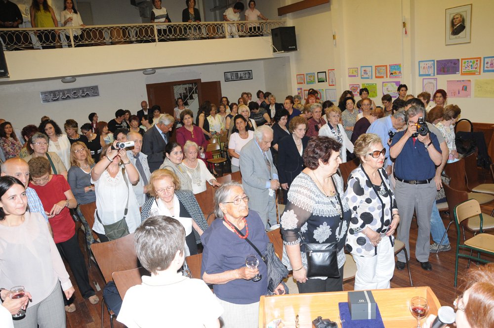 Açýklama: C:\Program Files (x86)\Macromedia\Dreamweaver 4\Lessons\Lesson Files\esayan\po2016 (52).JPG