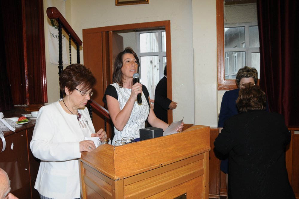 Açýklama: C:\Program Files (x86)\Macromedia\Dreamweaver 4\Lessons\Lesson Files\esayan\po2016 (56).JPG